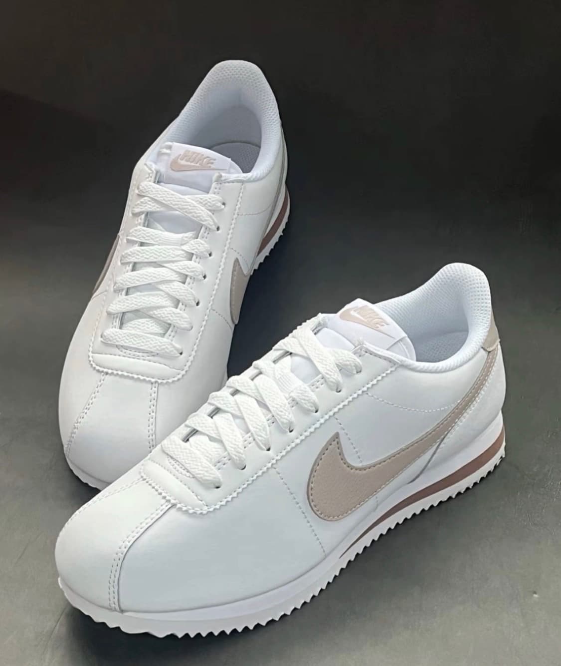 나이키 코르테즈 화이트 플래티넘 바이올렛 상품이미지3