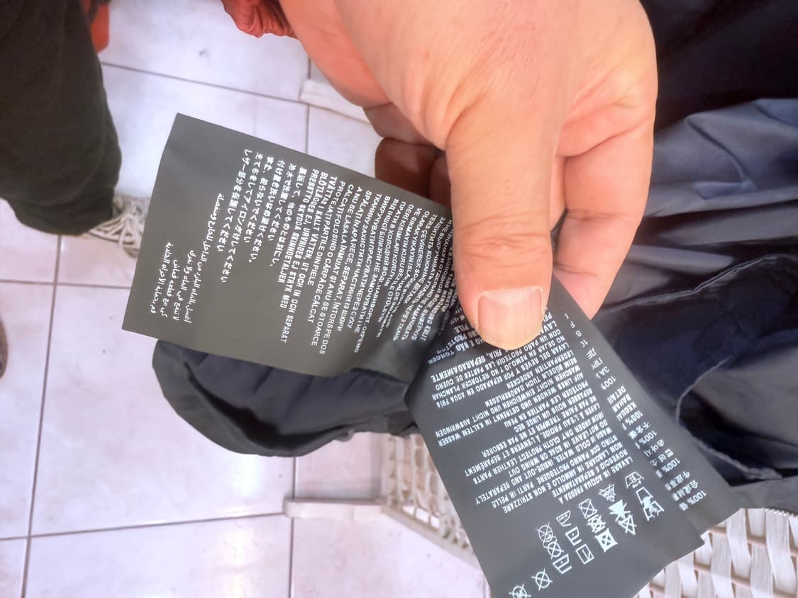 105 정품 프라다 삼각로고 후드바람막이 팝니다 상품이미지8