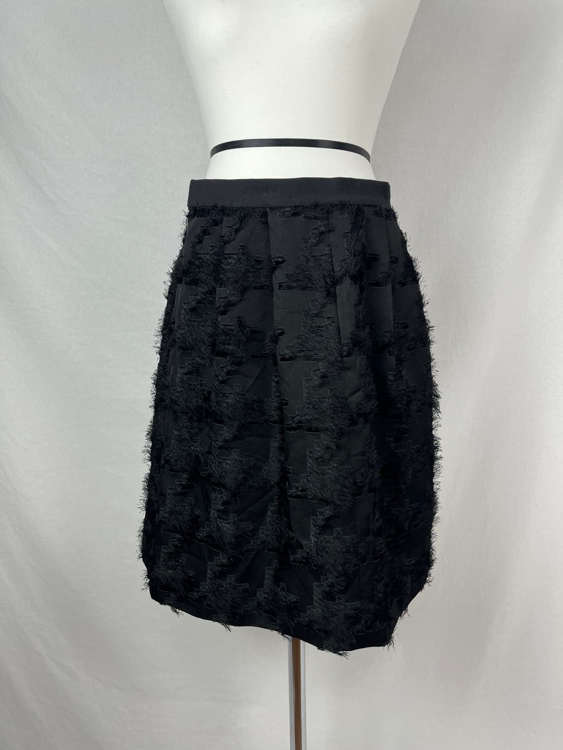 KUMIKYOKU 부클 미디 스커트  상품이미지2