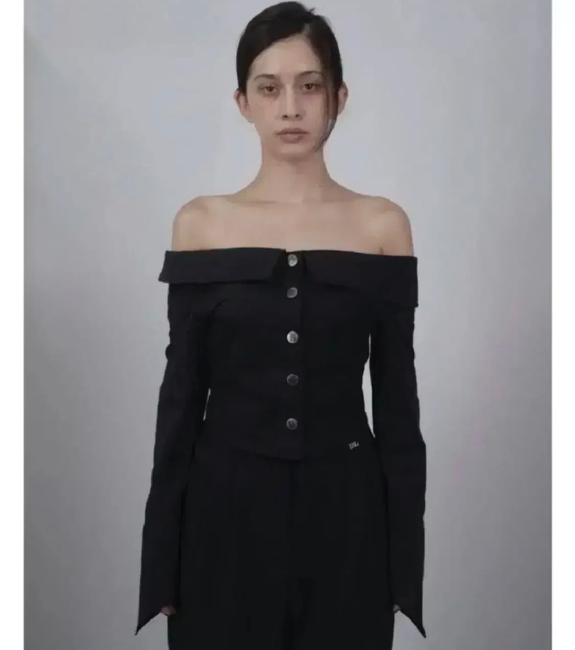 오브이 티유알이 TURE 오프숄더 재킷 블라우스 상품이미지1