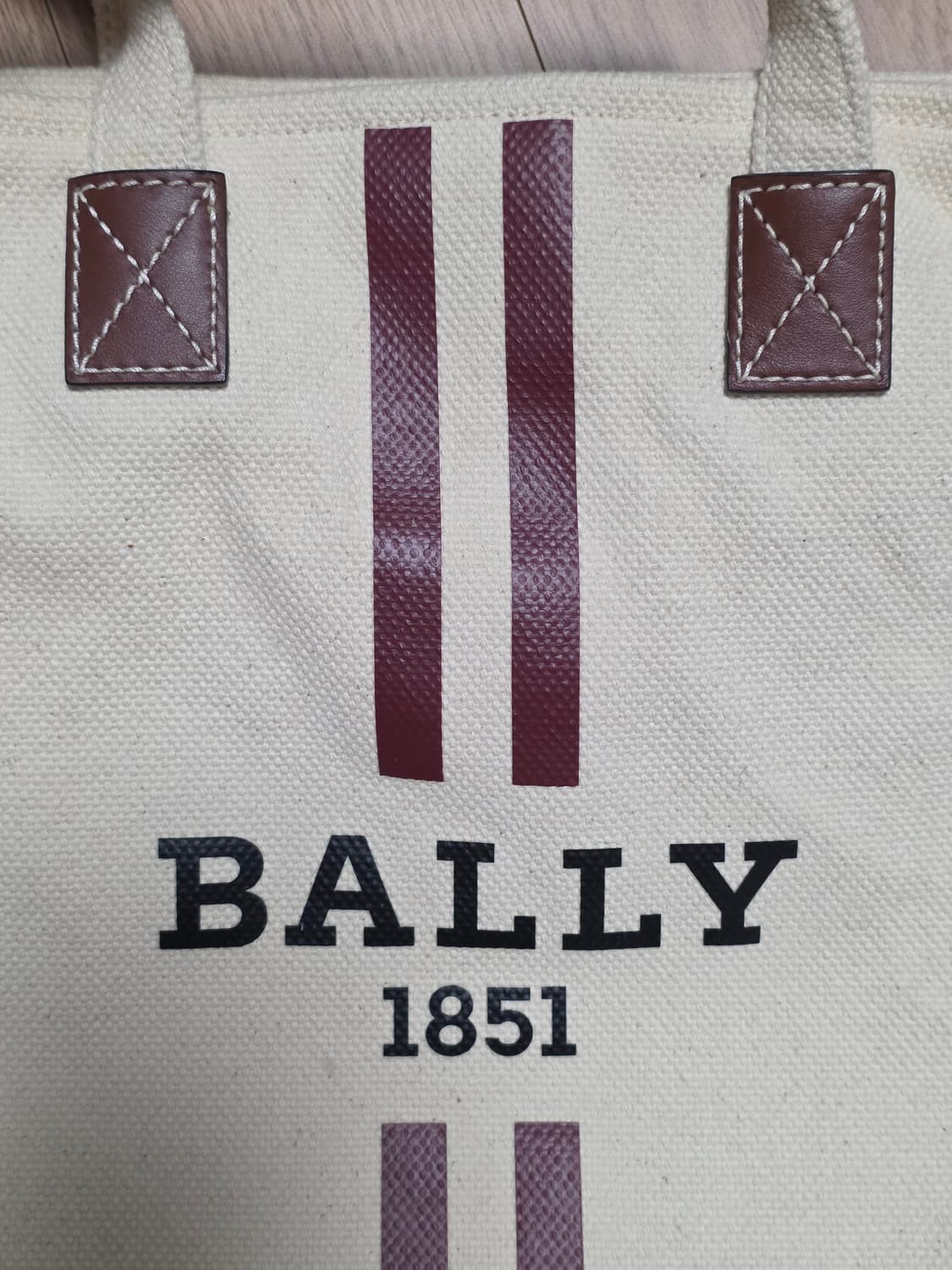 발리 6300068 크리스탈리아 로고 토트백 상품이미지2