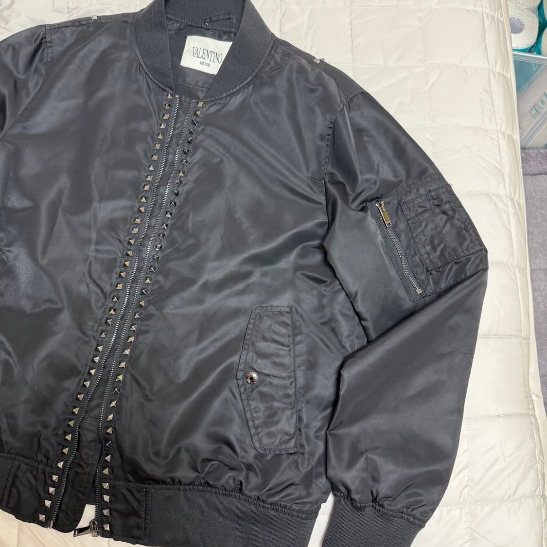 발렌티노 락스터드 항공점퍼 블루종 자켓 상품이미지5
