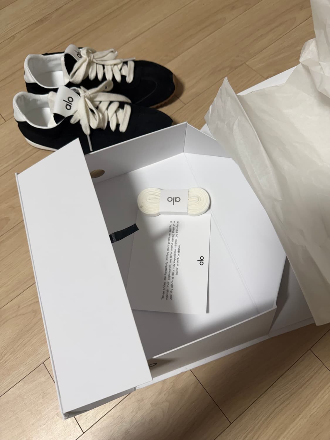 alo 알로 선셋 스니커즈 블랙 w7 235 상품이미지2