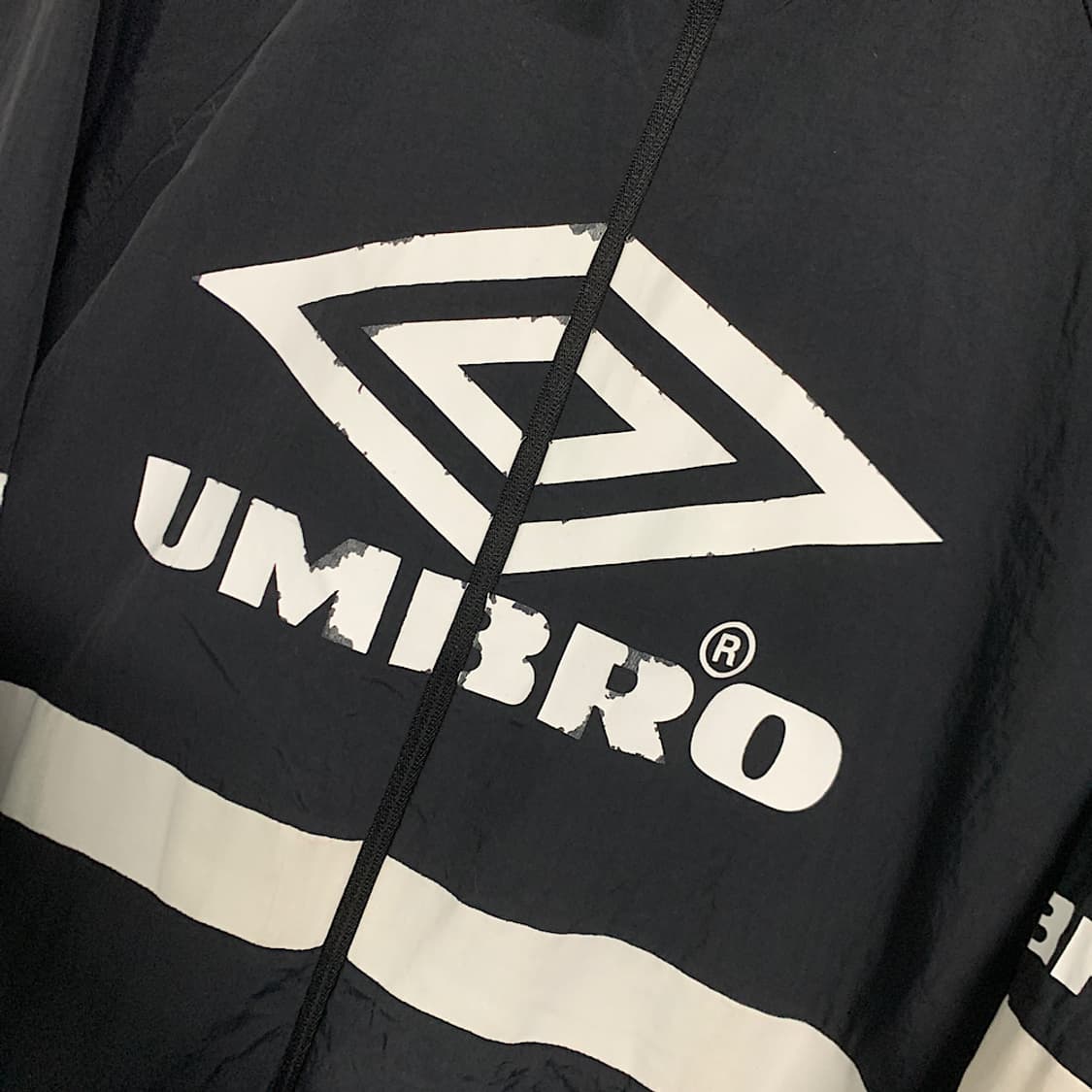 엄브로 빅로고 바람막이 집업 자켓 100 상품이미지3