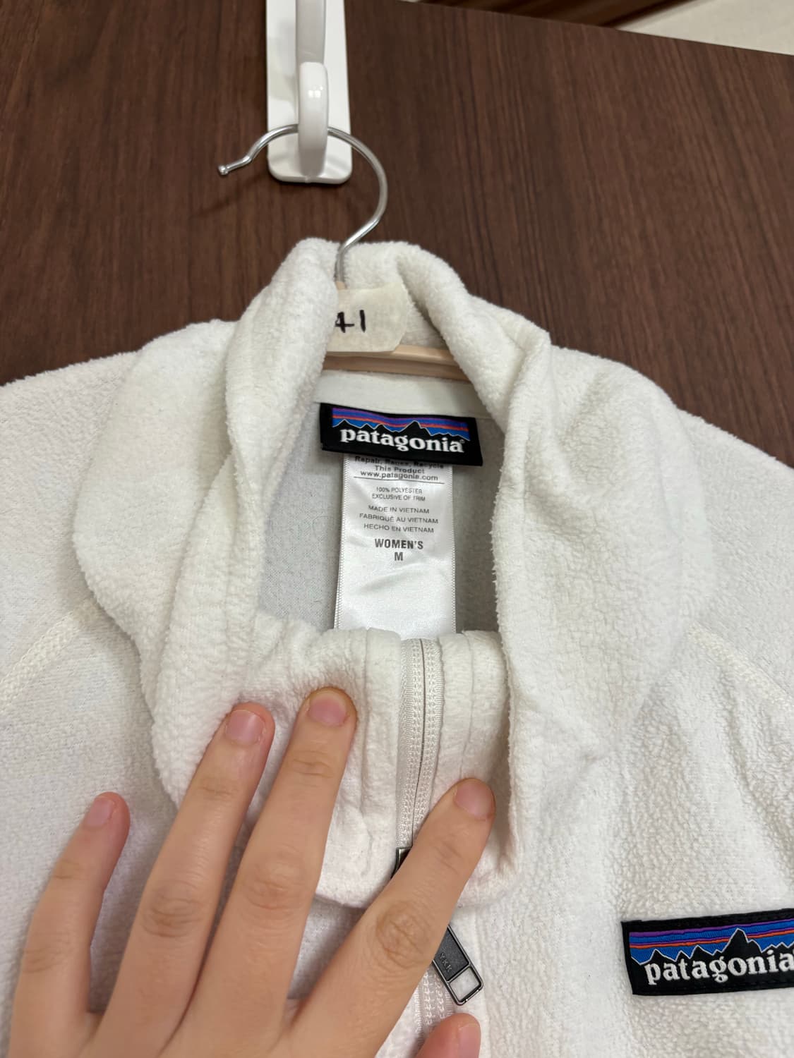 파타고니아 후리스 집업 화이트 상품이미지3