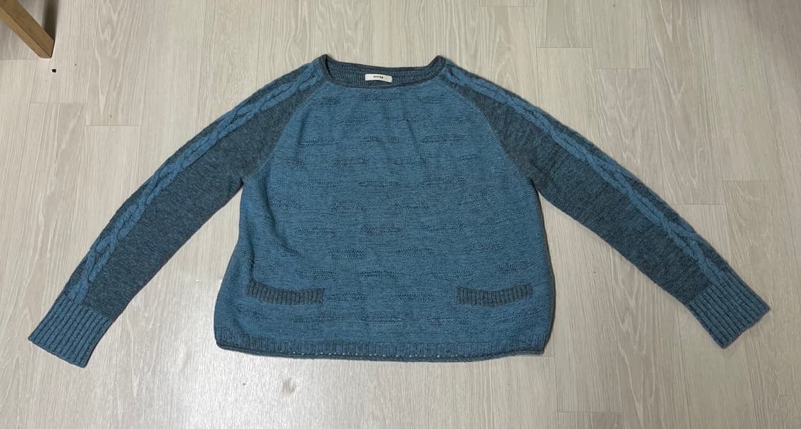 SYSTEM 니트 판매합니다 상품이미지1