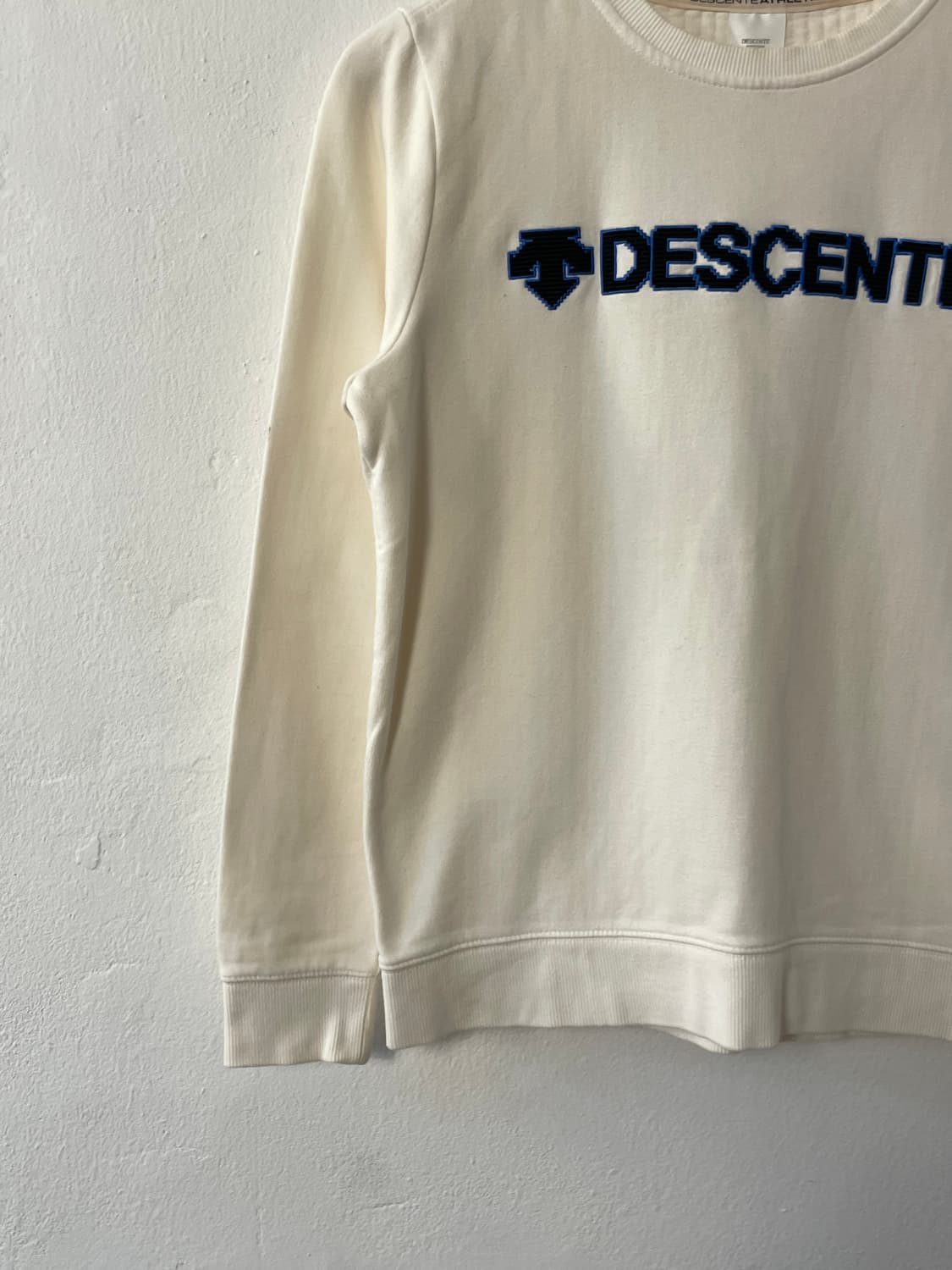 데상트 맨투맨  상품이미지3