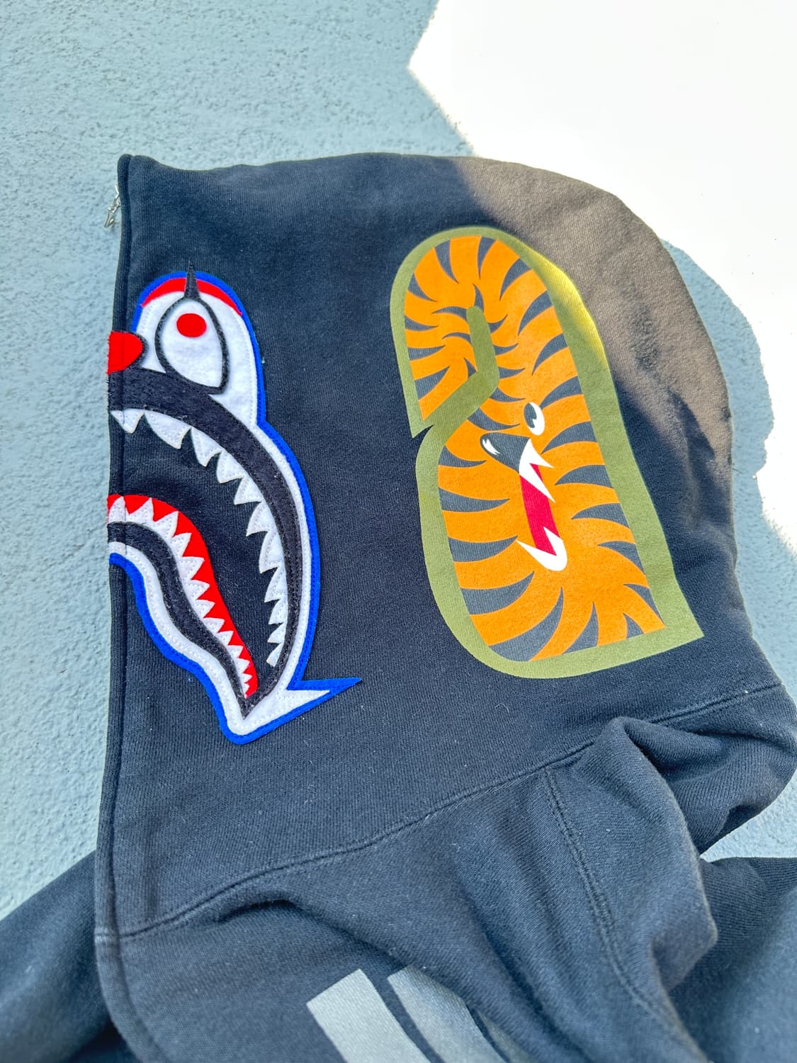 BAPE x UNDEFEATED 샤크 후드집업  상품이미지3