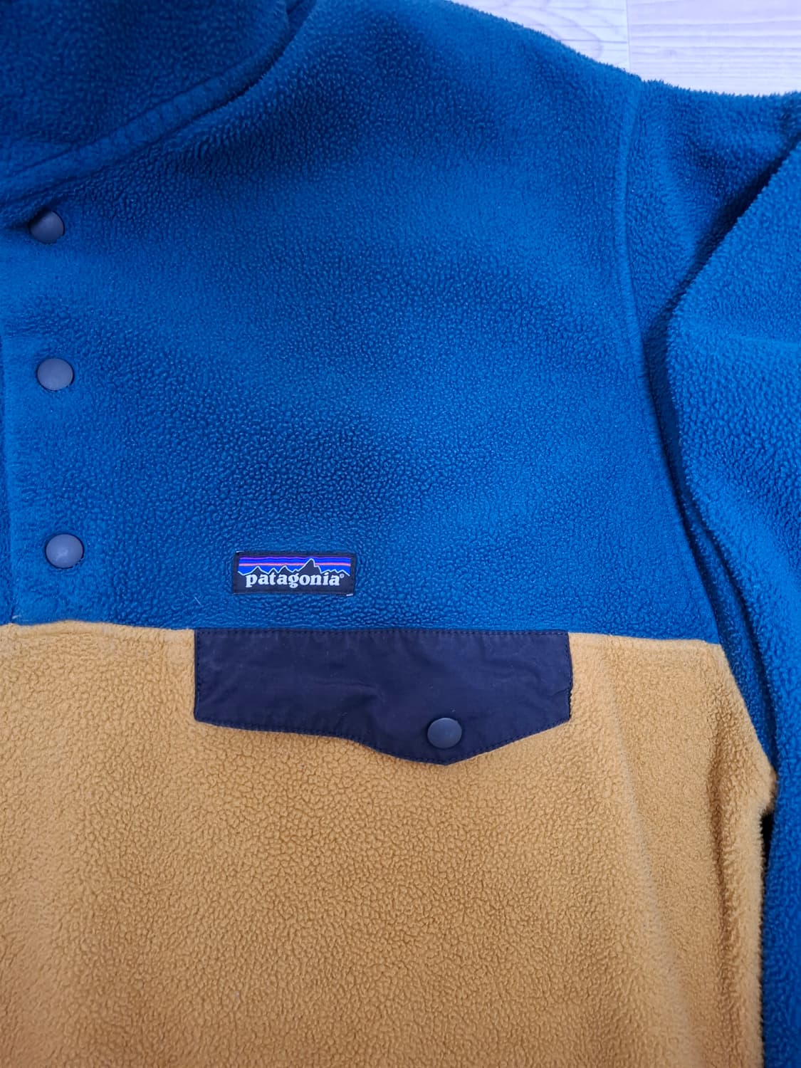 L 파타고니아 신칠라 플리스 블루/옐로우 상품이미지2