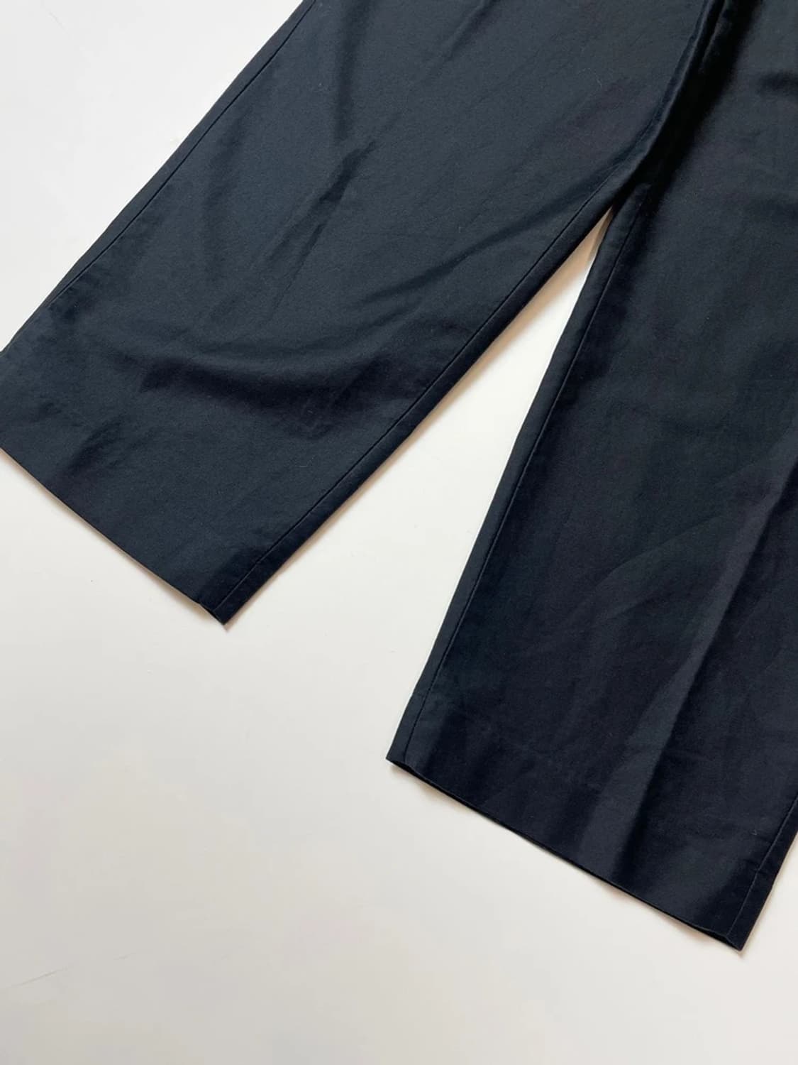 JW앤더슨 x 유니클로 핀턱 스트레이트 치노 팬츠 PN9281 상품이미지4