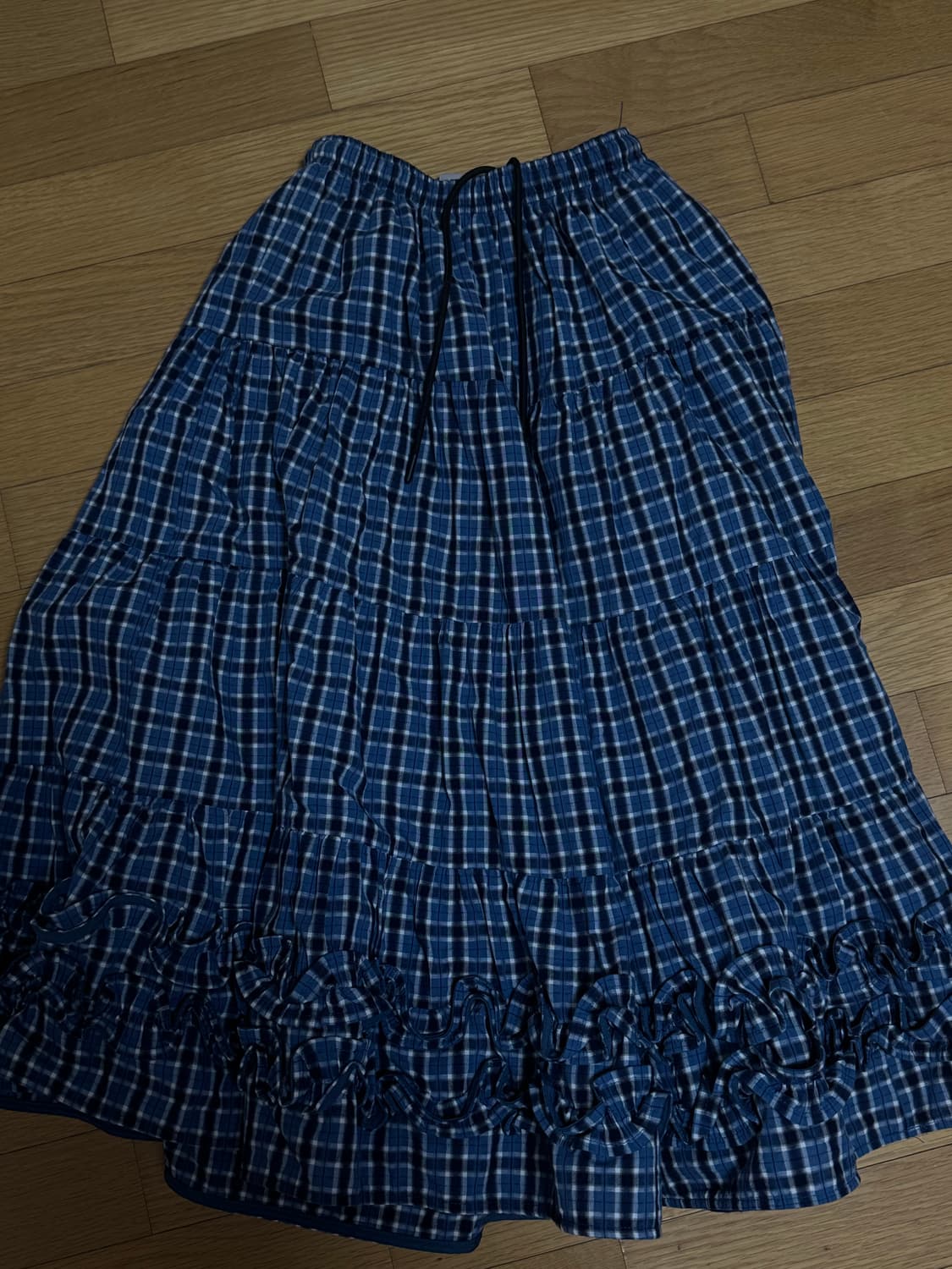 플리즈프로젝트 MIDDLE FRILL SKIRT, BLUE CHECK 상품이미지4