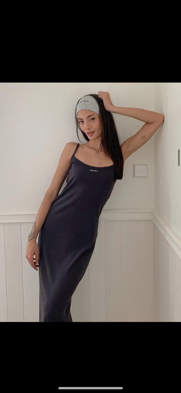 인지액티브 리브드 맥시 원피스 차콜, 블랙 롱 상품이미지1