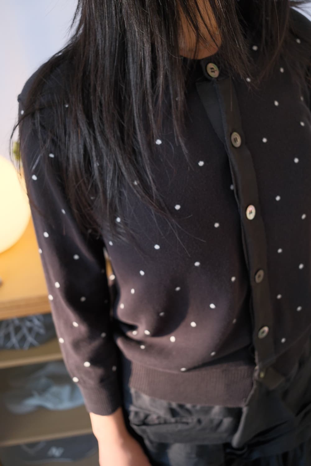 Reversed seam dot cardigan 상품이미지4