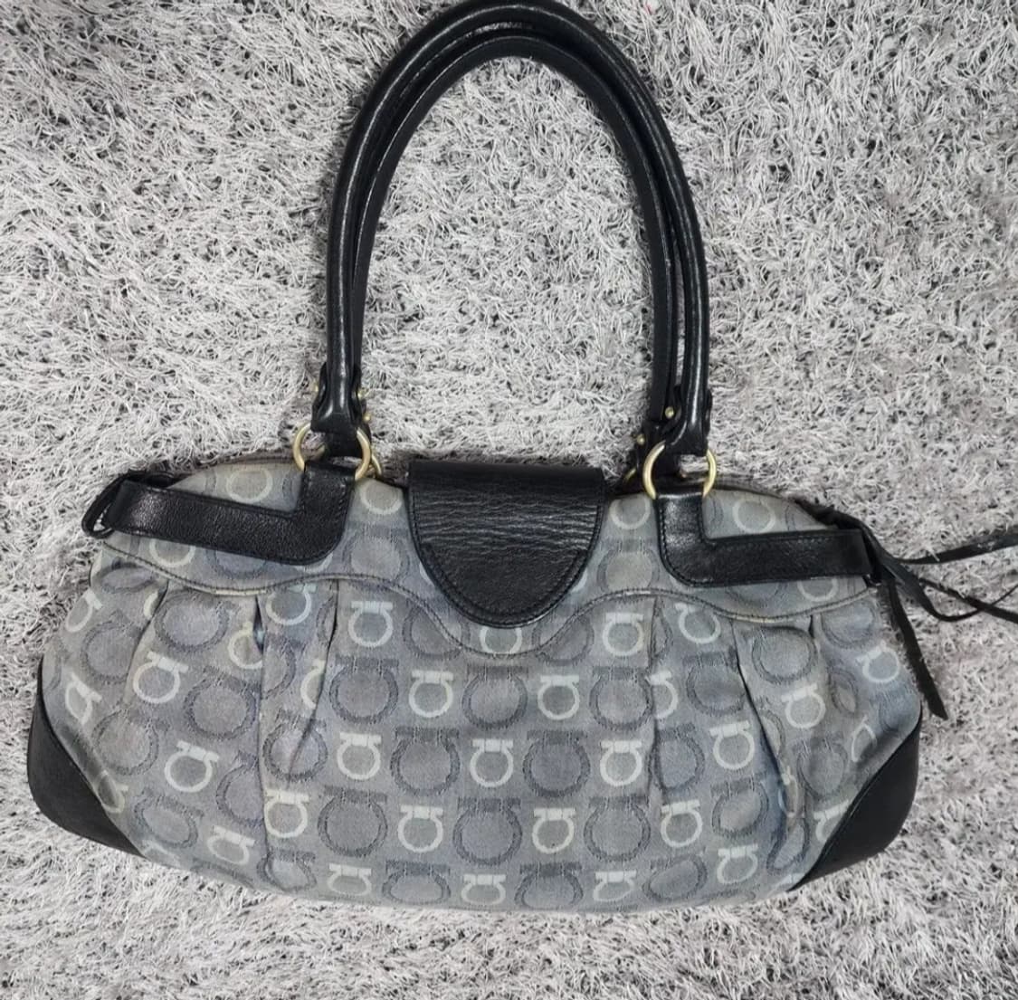 페라가모 간치니 숄더백 상품이미지2