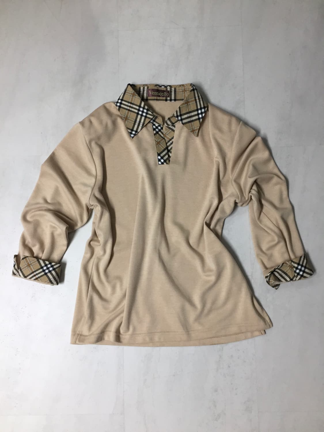 체크 포인트 카라넥 베이지 티셔츠 상품이미지1