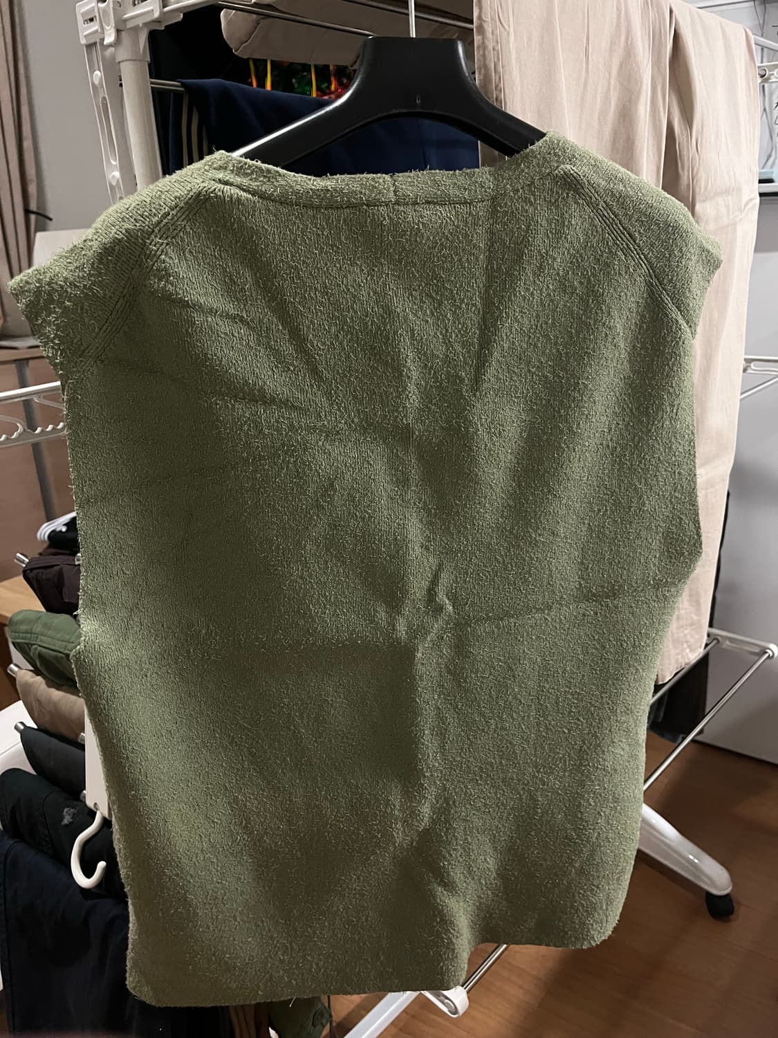 코스 cos 잔디베스트 S 팝니다 상품이미지3