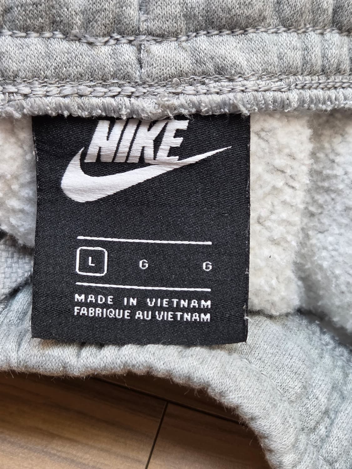 회색 나이키 트레이닝 바지 L사이즈입니다. 면 80% 재질이라 부드럽고  상품이미지3