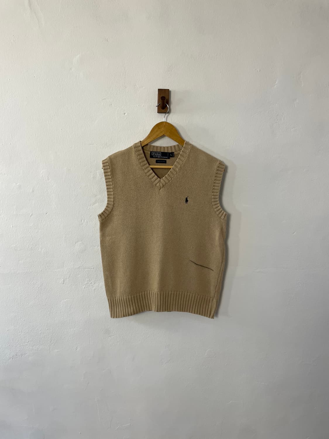 폴로 브이넥 니트 베스트  상품이미지1