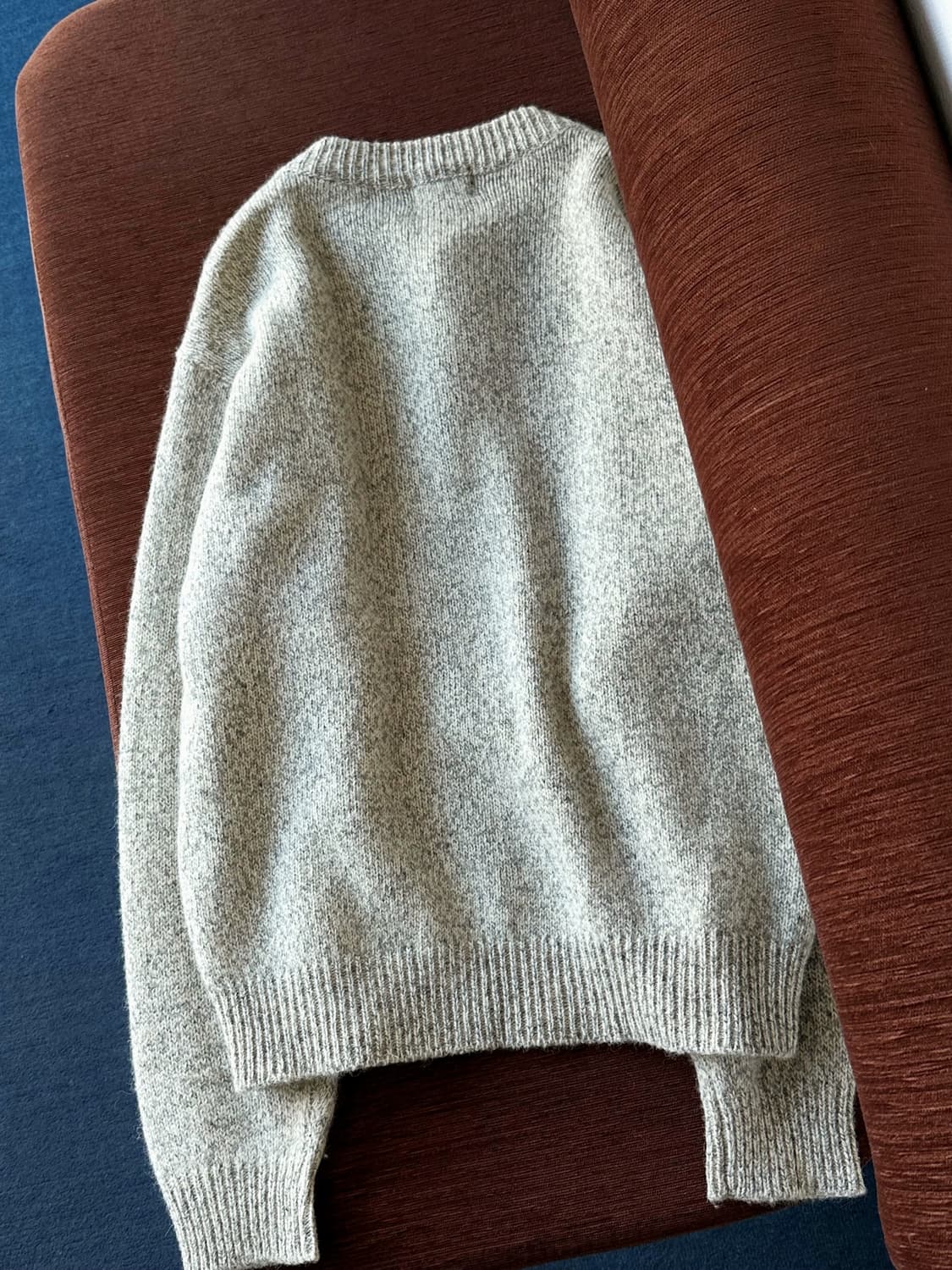 Patterned button neck heavy knit P/O 상품이미지4