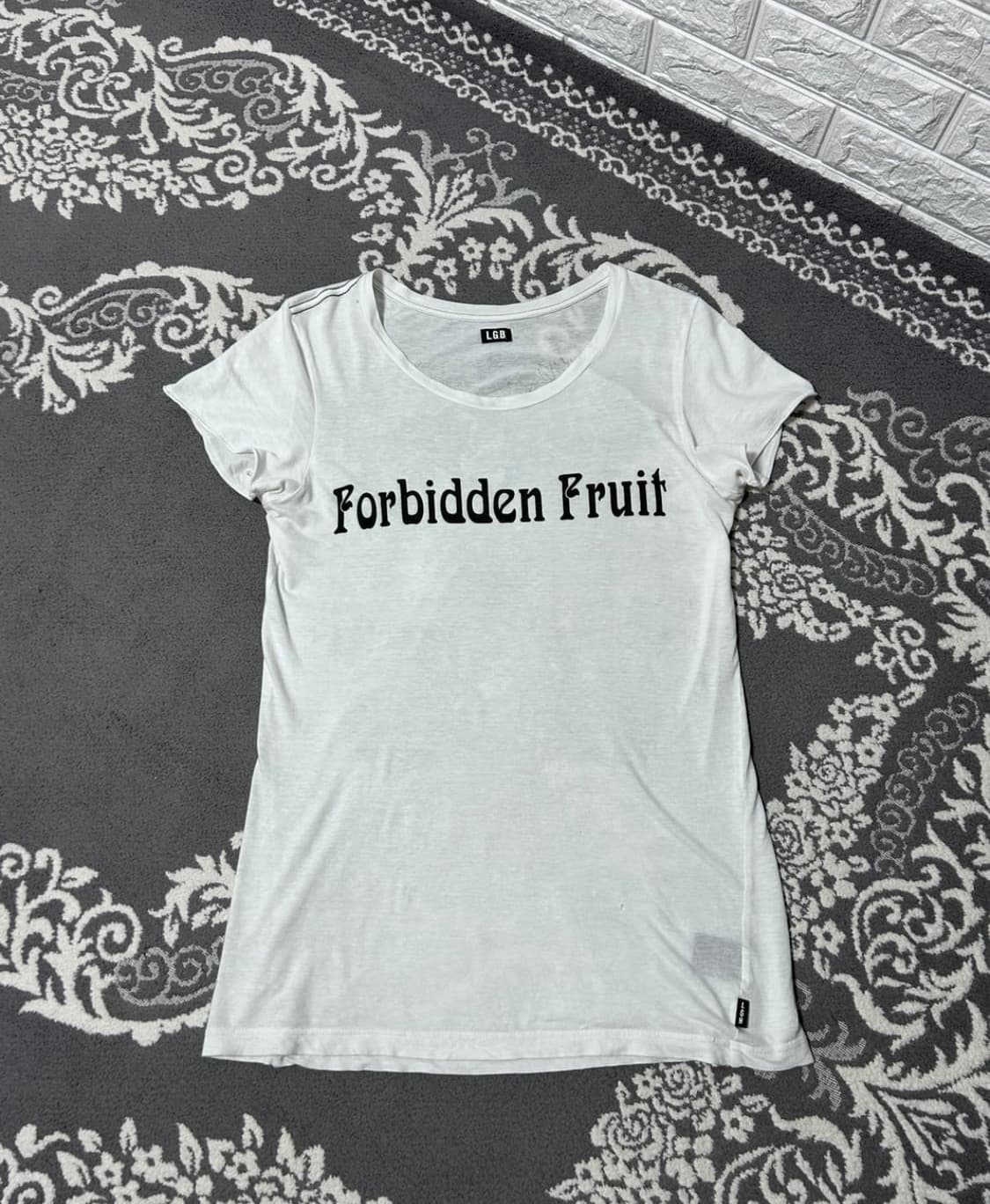 LGB Forbidden Fruit Graphic Tee 상품이미지2