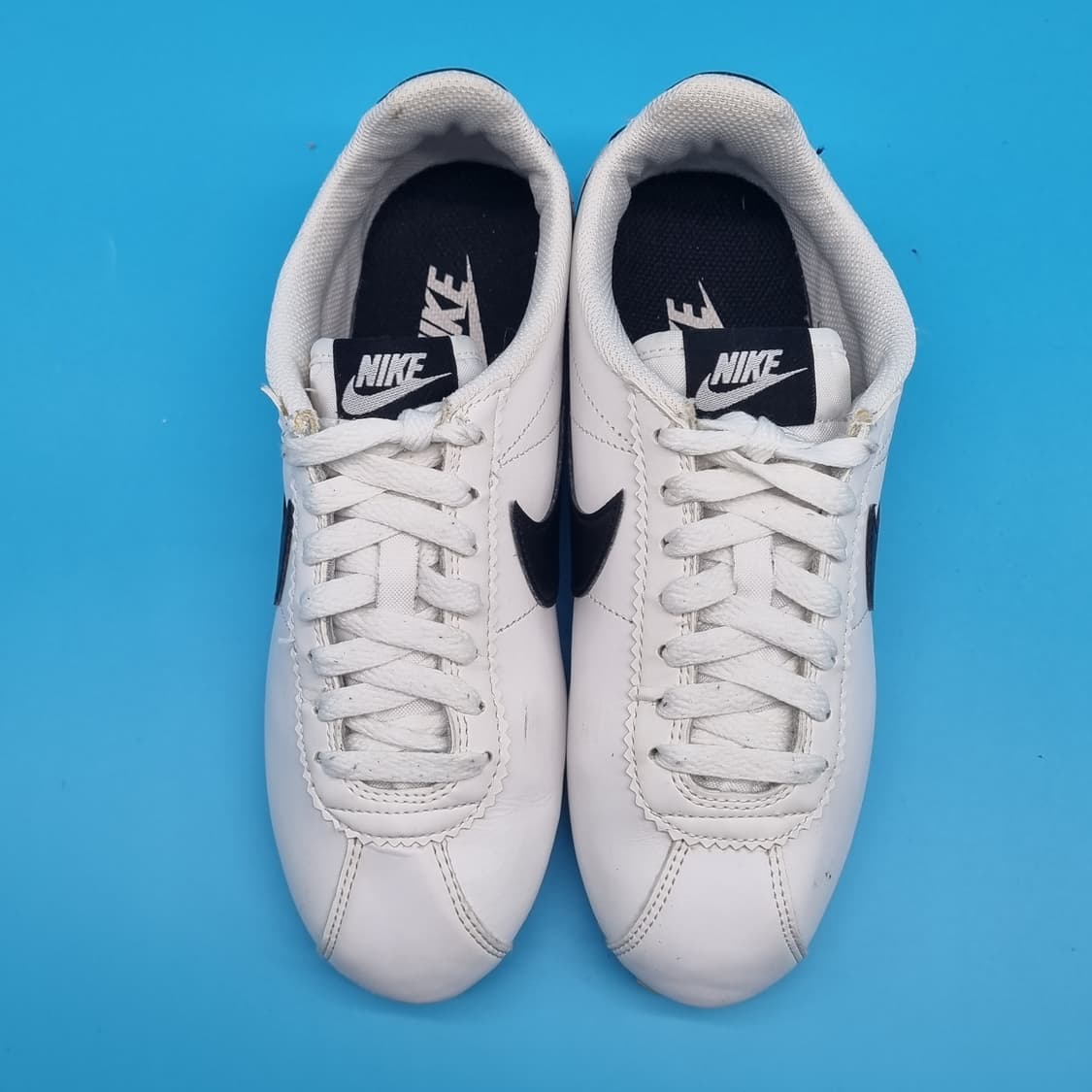 나이키 코르테즈 흰검 여성운동화235  상품이미지2