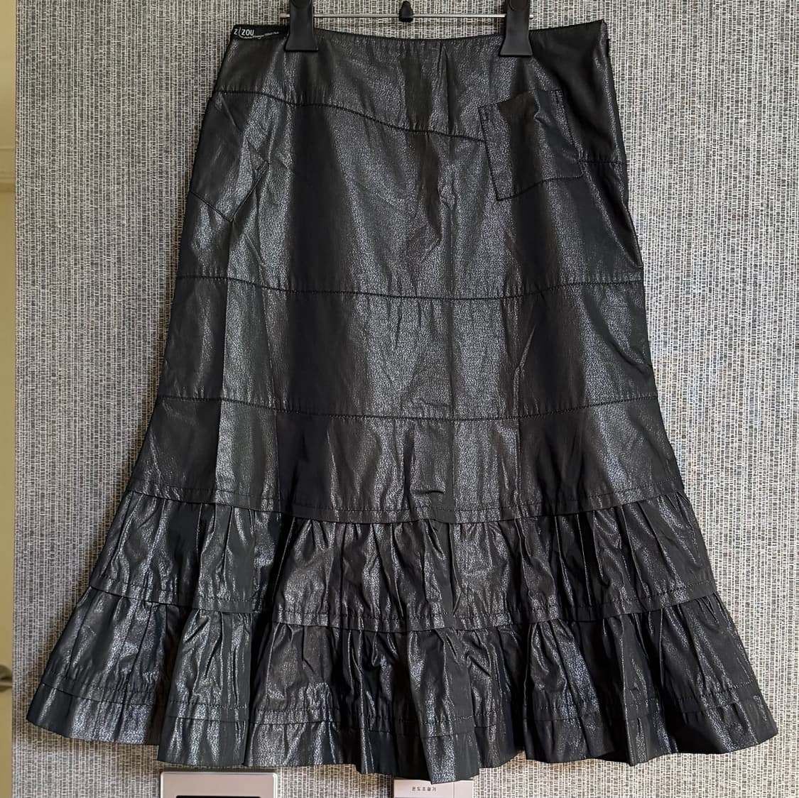 지주 ZIZOU 다크 그레이 메탈릭 프릴 셔링 캉캉 롱 스커트 치마 77 상품이미지1