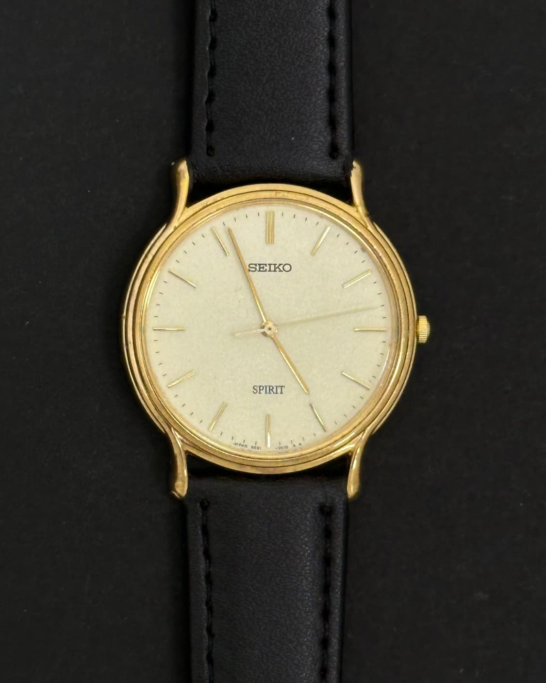 세이코 스피릿 골드 라운드 쿼츠 시계 상품이미지3