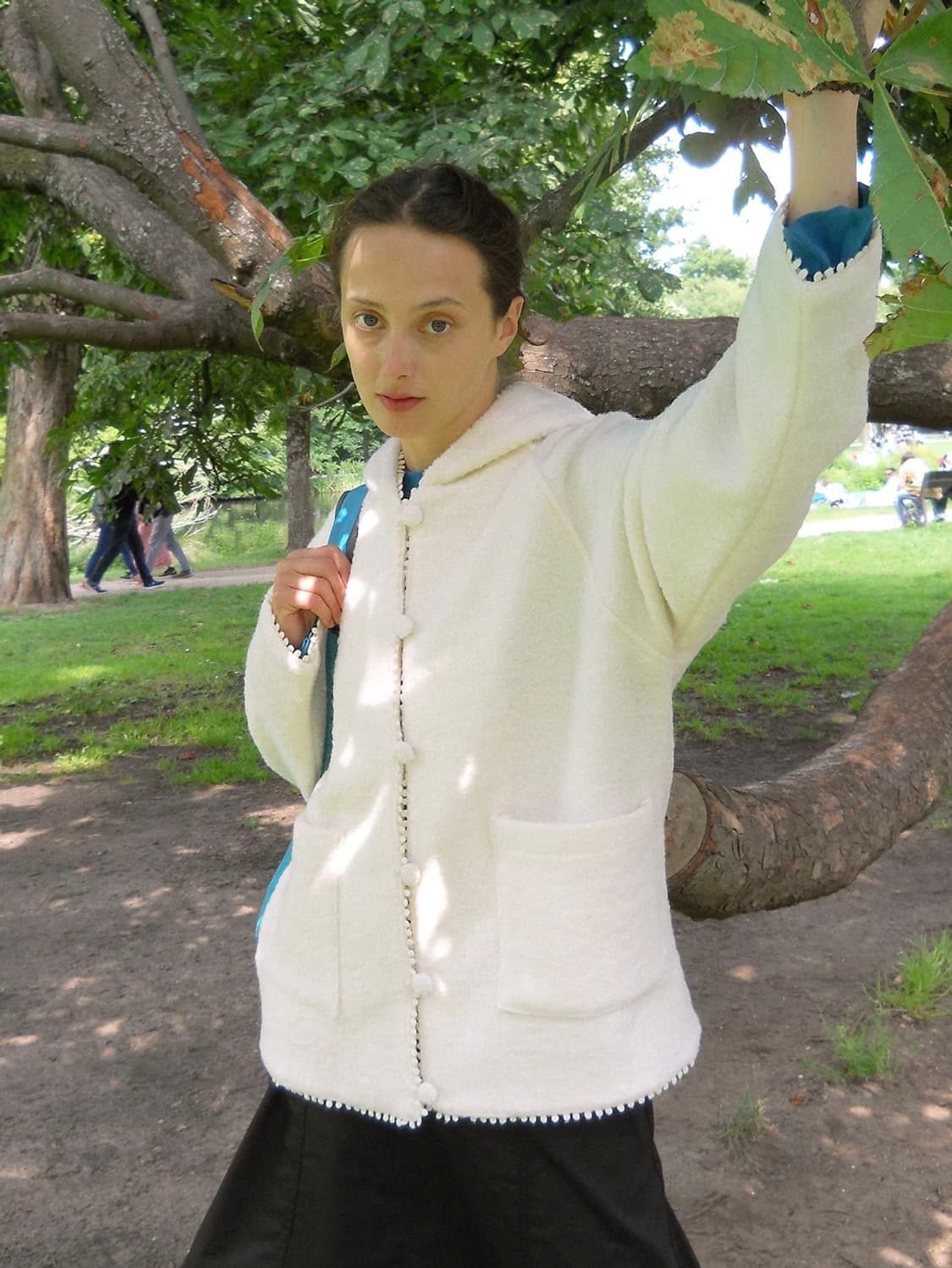 HOODED BOUCLE CARDIGAN DOVE 상품이미지1