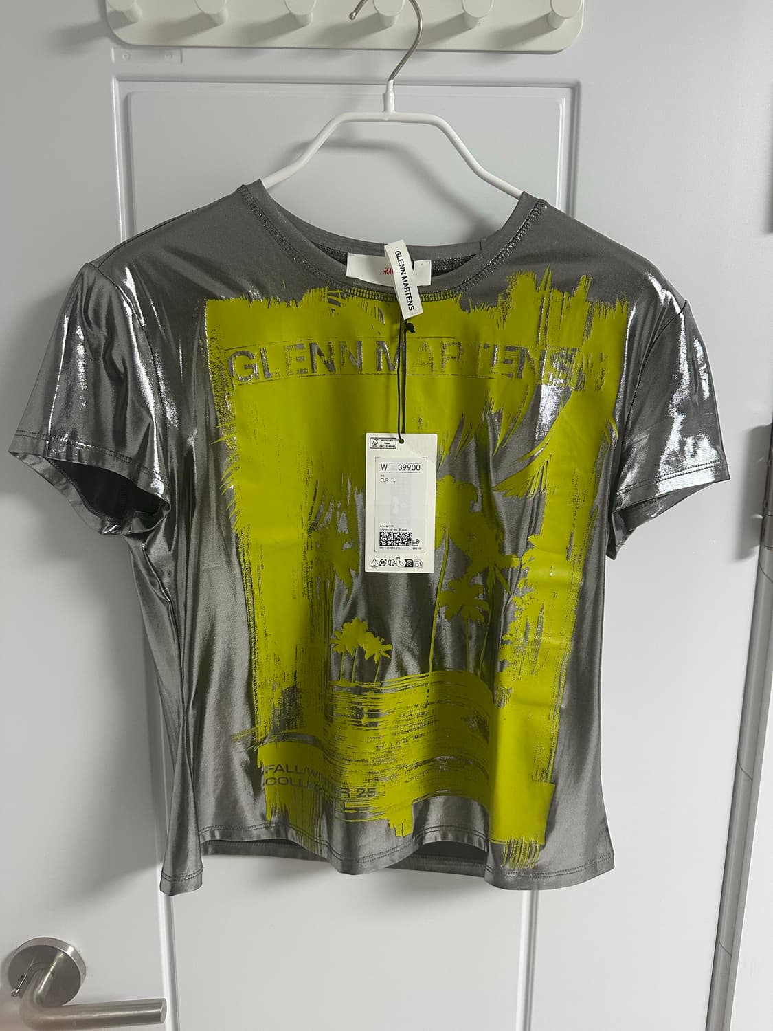 H&M x 글렌 마틴스 프린티드 메탈릭 티셔츠 실버 그린 L 상품이미지1