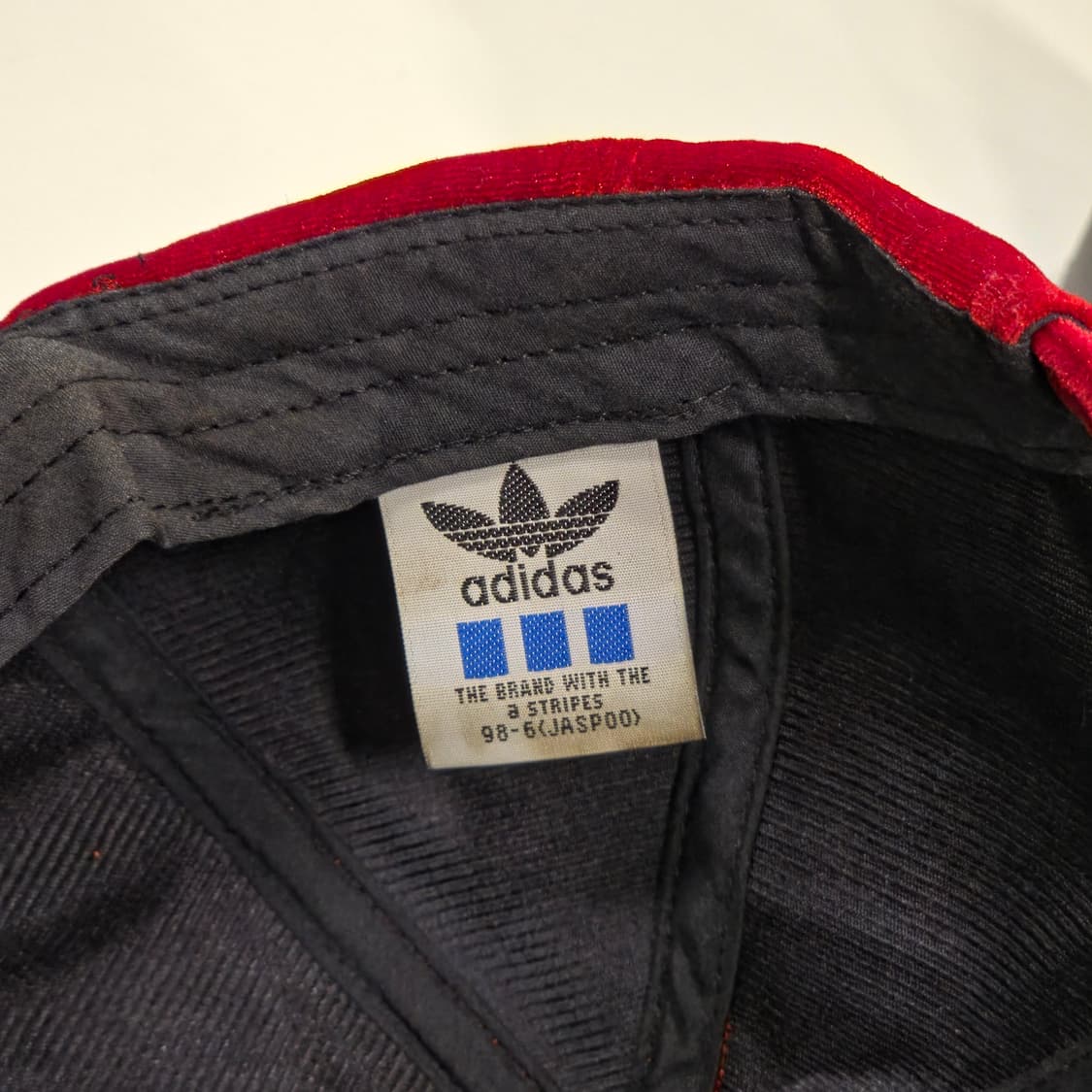 아디다스 레드벨벳 볼캡 상품이미지6