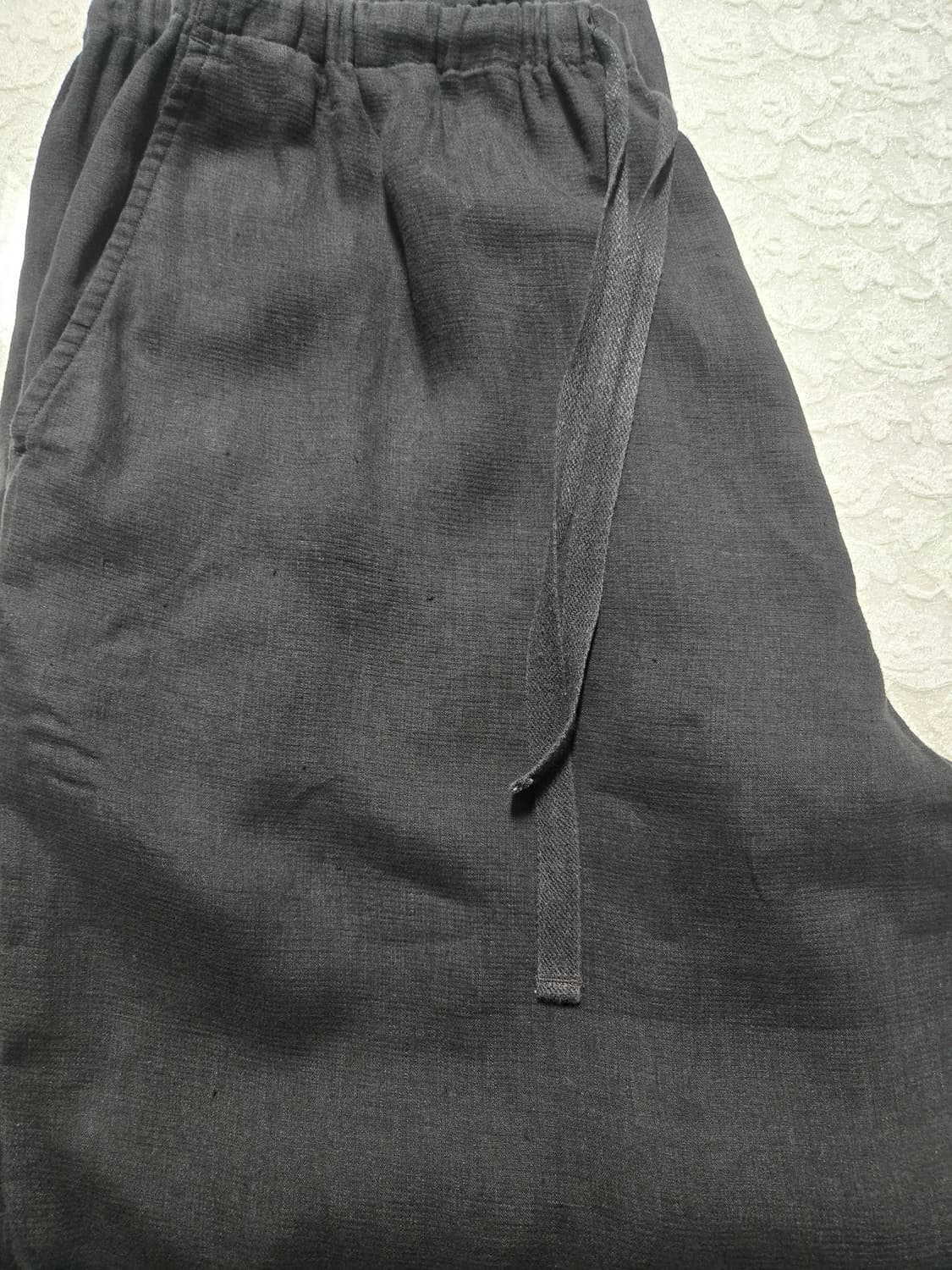 코모리 린넨 더블크로스 드로스트링 팬츠 1사이즈 판매합니다 상품이미지2