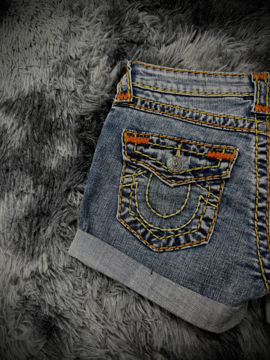 True Religion 오렌지 스티치 데님 숏팬츠 상품이미지6