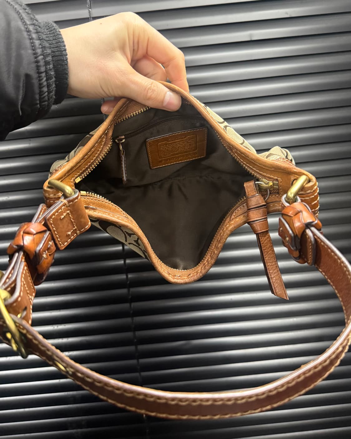 코치 버클백 숄더백 토드백 미니백 카멜 로고 가죽 웨스턴 에스닉 브라운  상품이미지6