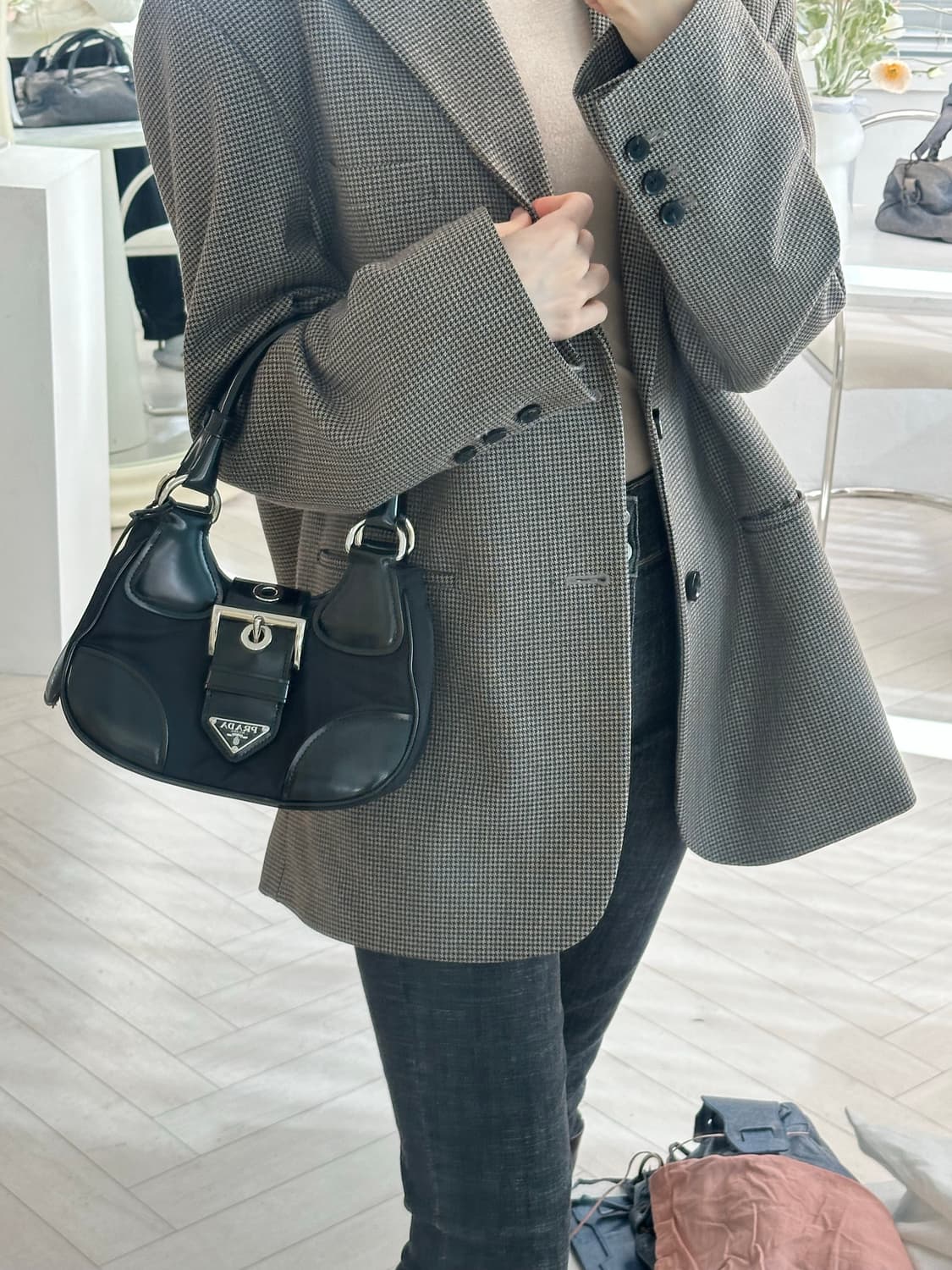 [A+ 정품] 프라다 리나일론 문 호보백 상품이미지7