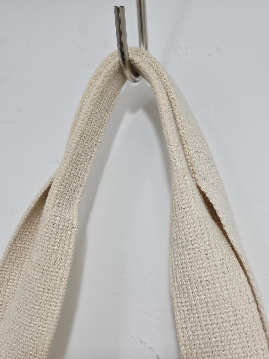 마뗑킴(Matin Kim) 로고 캔버스 토드 에코백 아이보리 상품이미지5