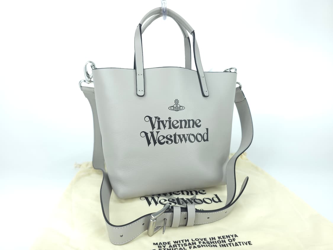 비비안웨스트우드 스튜디오 소가죽 쇼퍼 토트백 크로스백 그레이
 상품이미지1