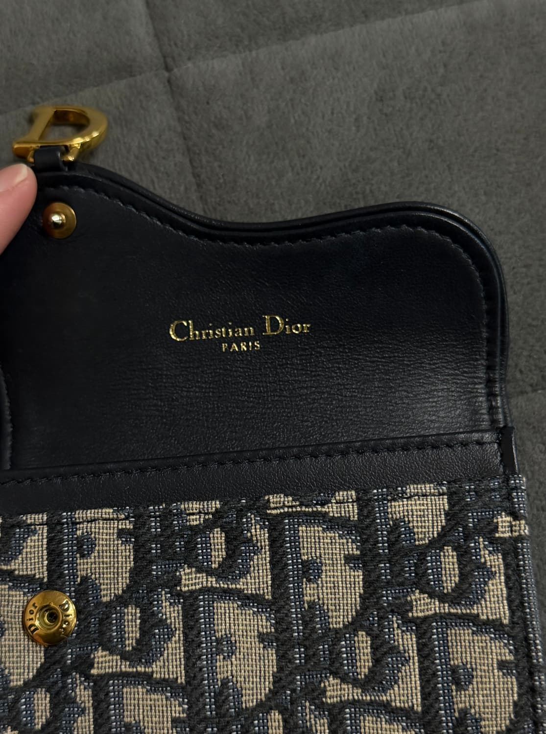 디올 오블리크 새들 카드지갑 상품이미지3