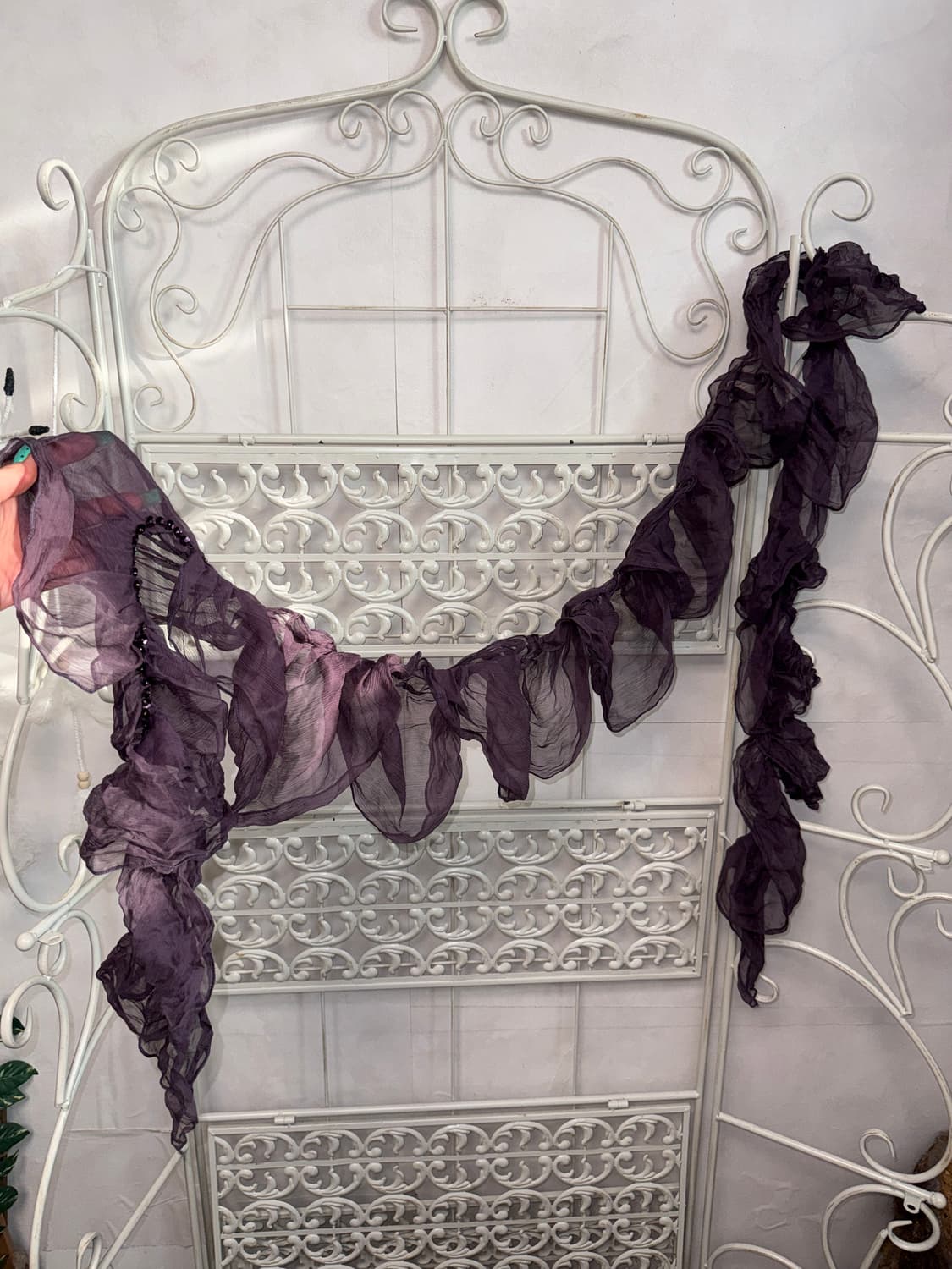 Deep purple chiffon ruffle scarf 상품이미지3