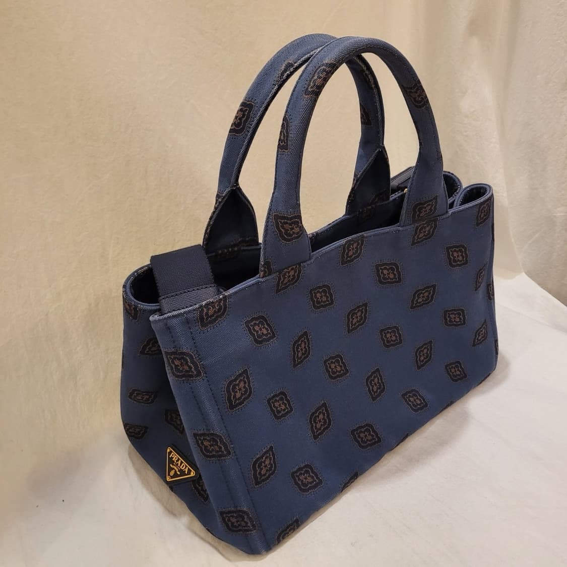 프라다 카나파 패턴 캔버스 토트백 가방 상품이미지2
