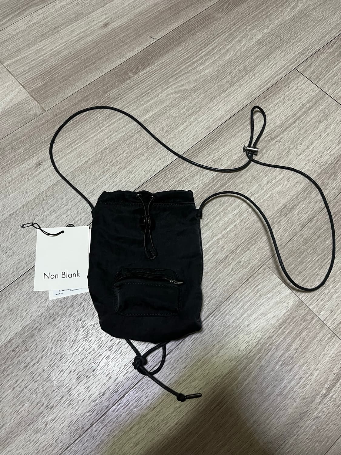 넌블랭크 파우치백 블랙 상품이미지2