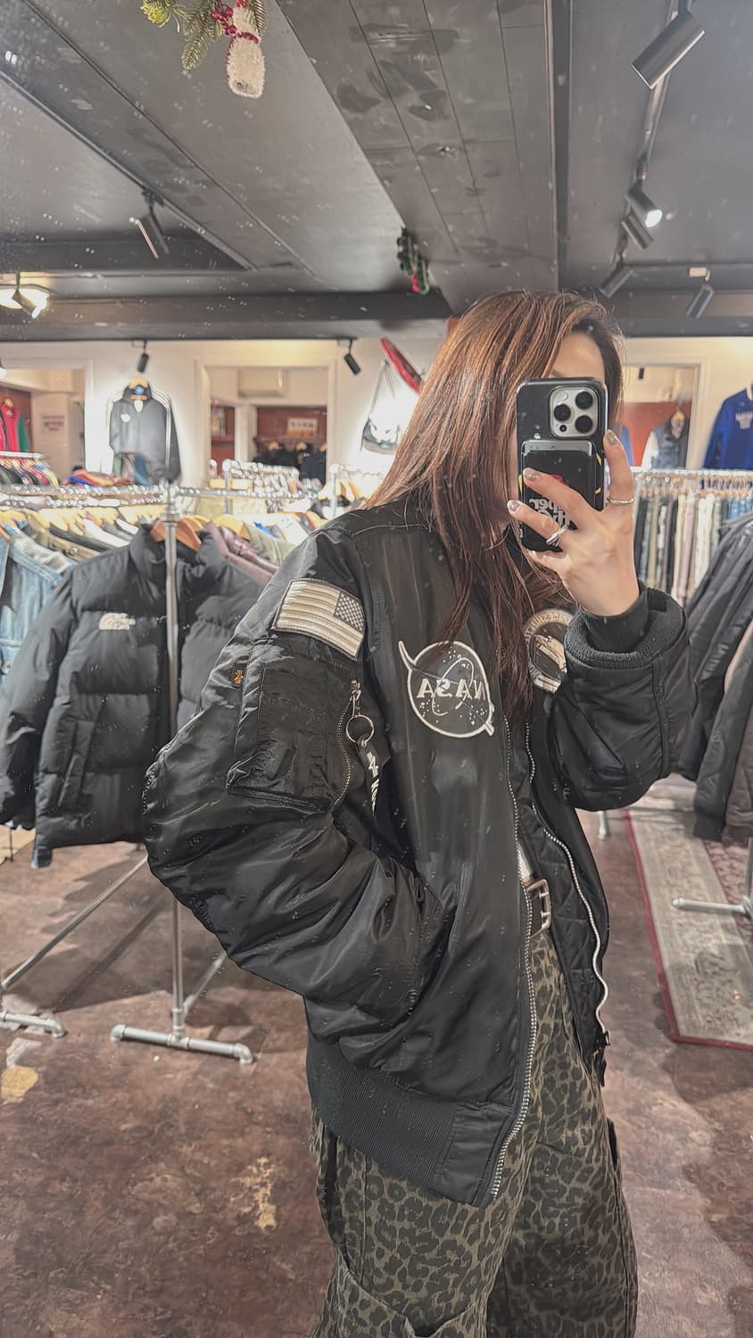 알파인더스트리 나사 NASA MA-1 블랙 리버시블 봄버 항공자켓 S 상품이미지9