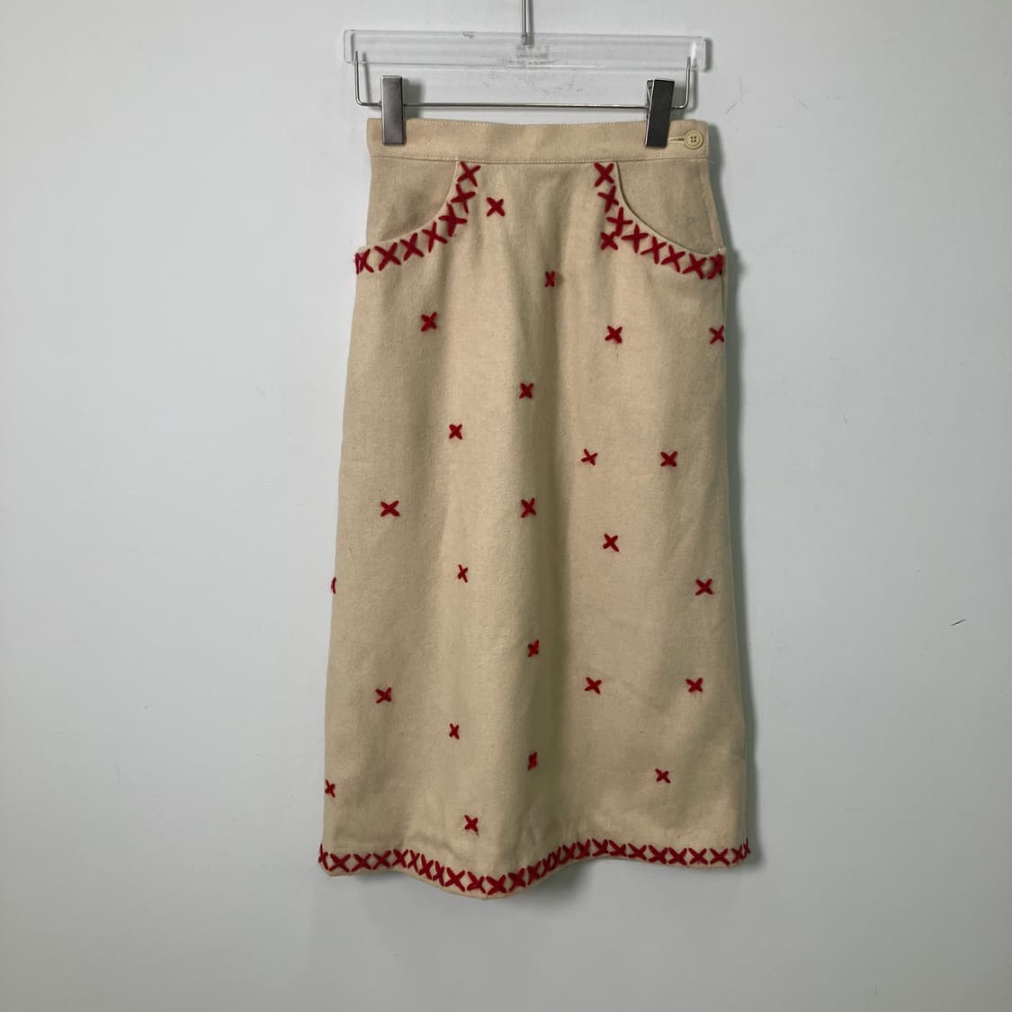 80's 이세이미야케 레드 스티치 울 스커트 상품이미지1