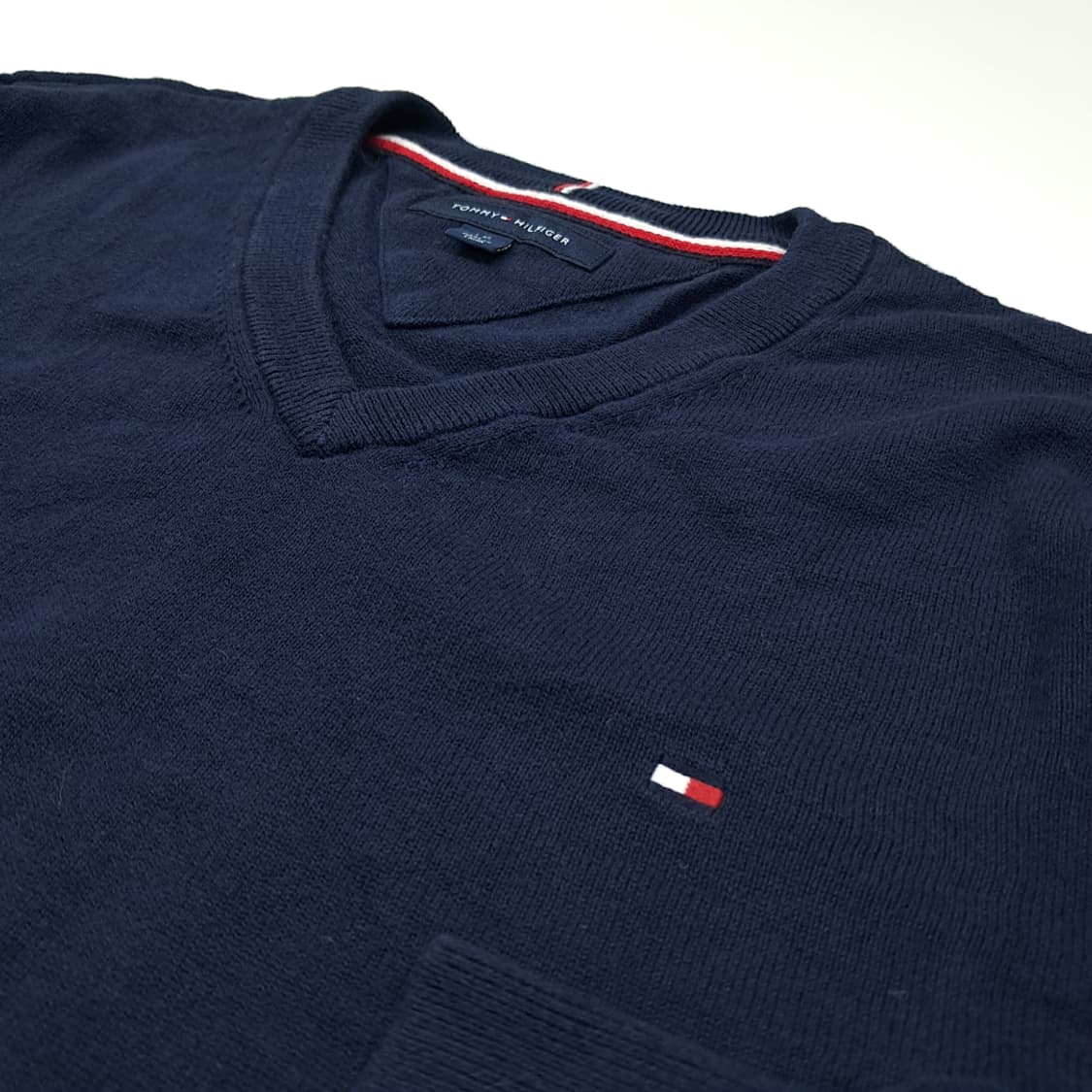 CL219 L 타미힐피거 코튼 삼색테이핑 네이비 브이넥 니트 스웨터 상품이미지4