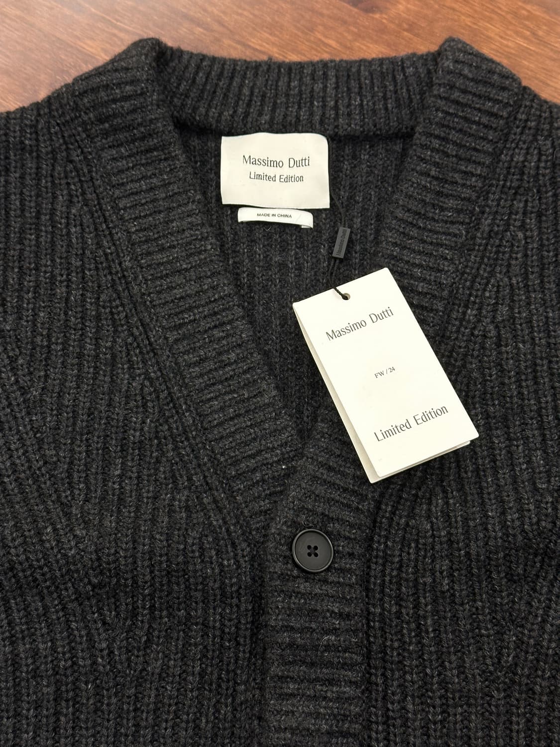 [새제품] 마시모두띠 알파카 니트 가디건 다크그레이 L 상품이미지2