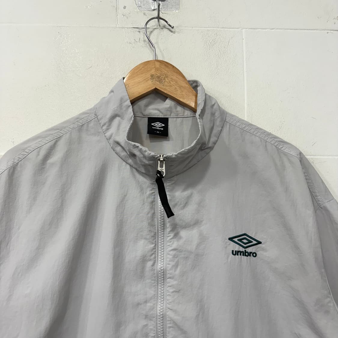 엄브로 나일론 아노락 반팔 상품이미지2