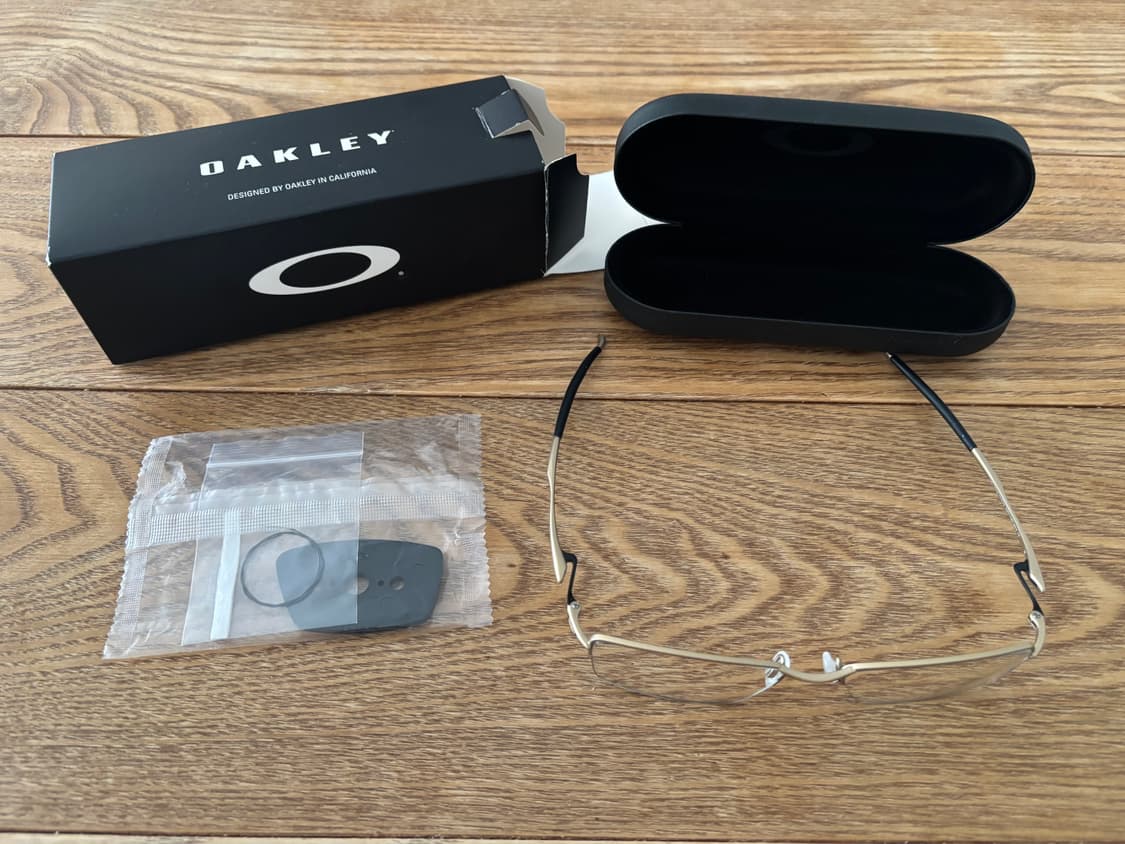 오클리 리자드 사틴 라이트 골드 56 팝니다 상품이미지1