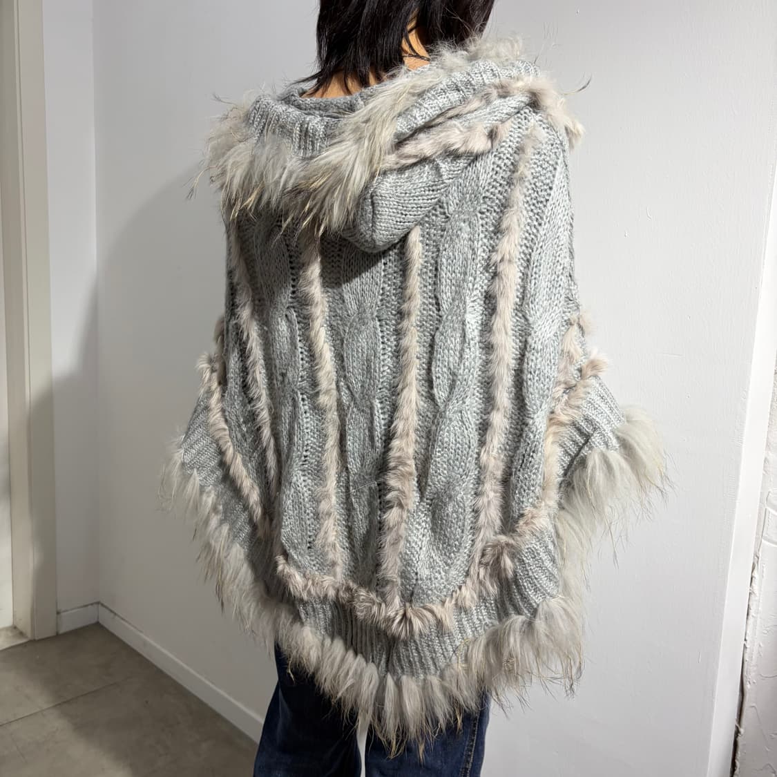 그레이 퍼 케이프 망토 상품이미지4