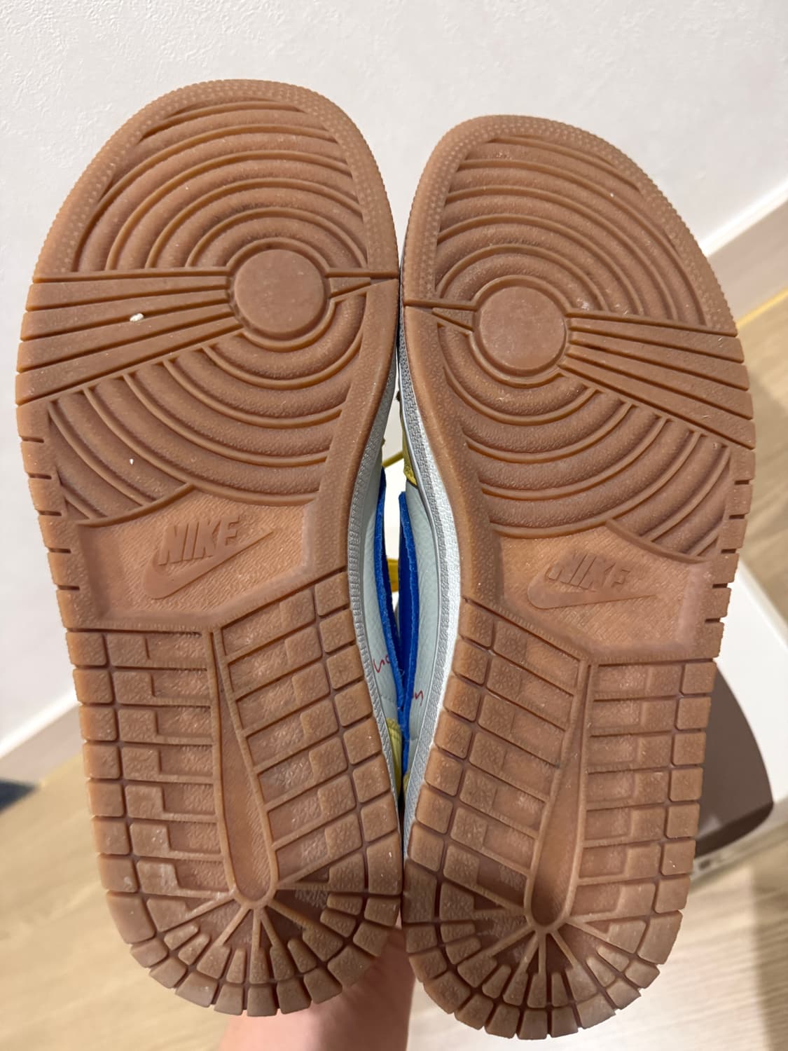 나이키 트래비스 스캇 조던 카나리 265 상품이미지8