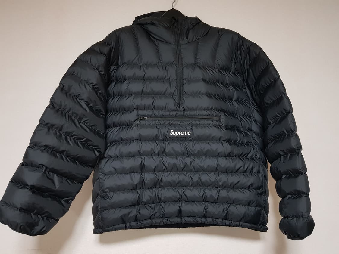 슈프림 마이크로 다운 하프 집 후드 패딩 블랙 24FW 상품이미지2