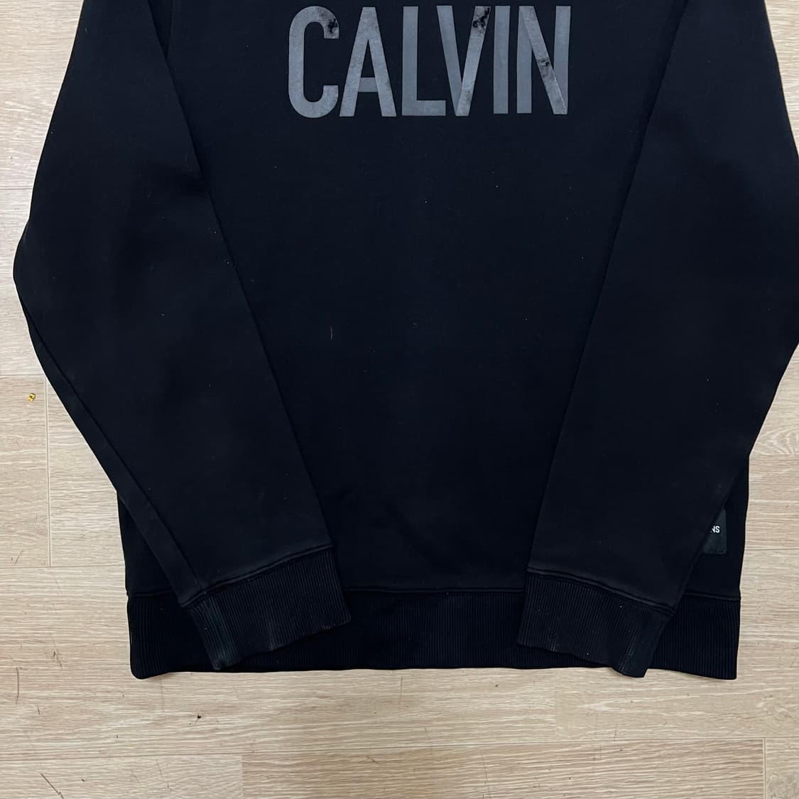 캘빈클라인 진스 빅로고 맨투맨 크루넥 티셔츠 [블랙] L/100 상품이미지3